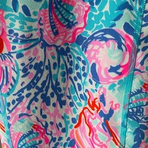 NWT. Lilly Pulitzer leggings  size XL